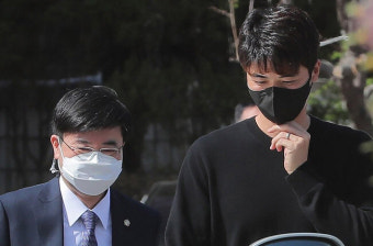 성폭력 폭로 당사자들, 기성용 변호사 고소…