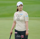 홍란인천동암점 | [포토]홍란 '거리를 생각한다'