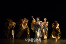 색다른 그림과 춤으로 코로나 힐링하세요