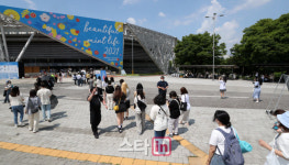 음악 페스티벌서 코로나 검사 첫 경험 …뷰민라 현장 가보니