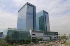 [단독]삼성 수원사업장서 무더기 코로나 확진…긴장 고조(종합)