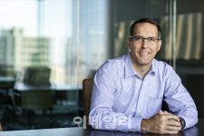 52조 글로벌 PEF 수장의 조언 “혁신적인 비상장사에 투자하라