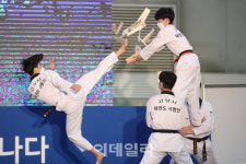 [포토]고양 세계태권도품새선수권대회 성공 기원 태권도 시범