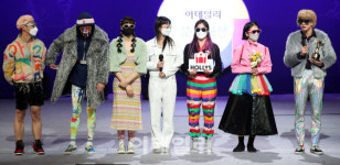 [포토]앰비규어스댄스컴퍼니, 제8회 이데일리 문화대상 프런티어상 수상