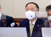 홍남기 “기재부 조직 개편 필요하지만…들여다볼 시간 없다”