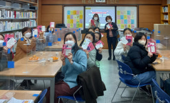 수원 율현초 ‘북트리만들기·책나눔’ 행사