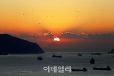 [인싸핫플] 용궁 속 들어가듯, 구름 위를 걸어가다