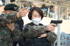 임혜숙 과기부 장관, 세종시 용호부대 장병들과 만나