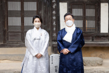 김혜경 `의전 논란` 사과에…국힘 국민 바보 취급, 배씨 뒤 숨지 말라