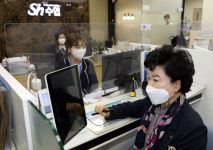 지점으로 오지 마세요…수협, 어민 찾아가 대출해준다