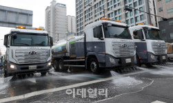[포토]송파구, 도로 봄맞이 대청소