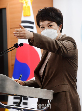 [포토]김은혜 대통령 당선인 대변인 일일 브리핑