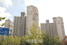 [단독]“갑질 못참겠다” 대방건설 임차인, 구찬우 대표 고소…왜?