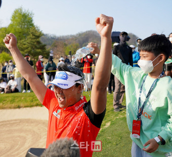 [포토] 박상현 '드디어 우승 확정'