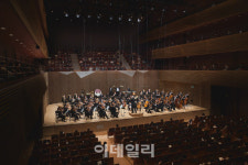[문화대상 이 작품]화려한 봄날, 환희 가득 빛나는 소리의 향연