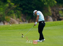 [포토] 이준석 '강하고 정확하게'