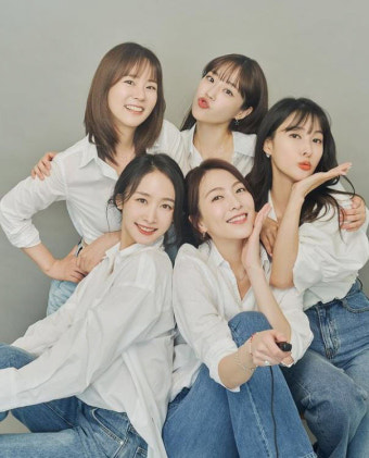 '데뷔 15주년' 카라, 완전체로 뭉쳤다…구하라도 태그