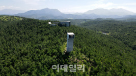 [여행] 마음 빚은 건축물 품은 숲에서 ‘나’를 비우고, 담다