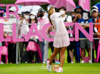 [포토]윤이나 '우승은 나의 것'