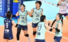 흙속의 진주 문지윤 MVP...GS칼텍스, 통산 5번째 컵대회 우승