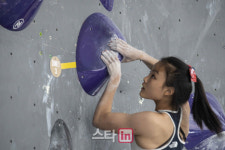 서채현, 스포츠클라이밍 아시아선수권 콤바인 금메달..대회 2관왕