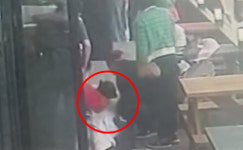 갑자기 쓰러진 70대 노인…여고 동창생들이 살렸다