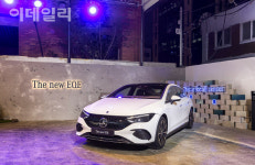 벤츠, ‘EQE 성수’ 오픈…맥주·티·베이커리 등 즐길 수 있어