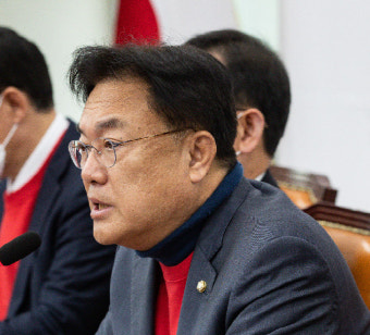 화물연대 '무기한 총파업' 돌입…정진석 