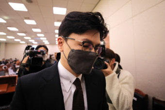 한동훈 '文 수사' 언급에…윤건영 