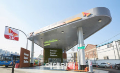 전기차 시대, 주유소 혁신하려면…“뒤떨어진 규제 개선부터”