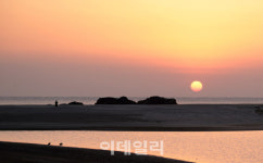 [여행] 월송에서 해를 맞고, 망향에서 달돋이하다