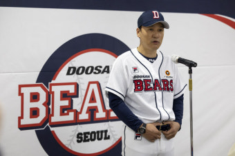 이승엽 감독, 논란 속 팀원 지도와 신중한 결정으로 두산 베어스 리더십 강조