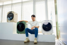 급성장 '앳홈', 가전 외 코스메틱·홈트레이닝 사업군 강화