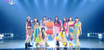 트리플에스, '뮤직뱅크' 첫 무대…비비드한 '라이징' 퍼포먼스