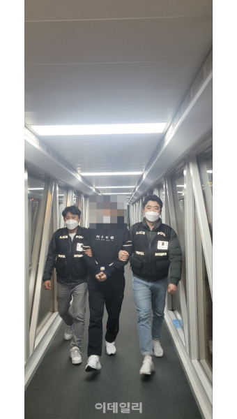 필로폰 '던지기' 마약사범 덜미…경찰, 필리핀서 강제송환