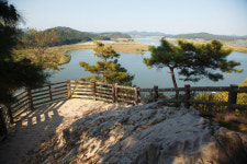 낙화암에서는 정말 삼천궁녀가 뛰어내렸을까[알면 쉬운 문화재]