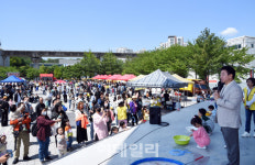 [포토]의정부어린이집연합회 플리마켓 행사 열려
