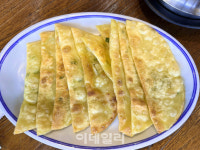 [미식로드] 쫄깃한 곱창에 전용맥주 곱·맥 한판 하실래예~