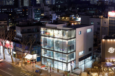 연극계 대모 박정자, 서울연극센터 관객에 깜짝 선물[알쓸공소]