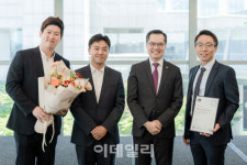 현대글로비스, 전기차 배터리 항공운송 인증 취득..물류 경쟁력↑