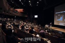 어떻게 해야 잘 나이들까? 두산아트센터, 4회 무료 강연