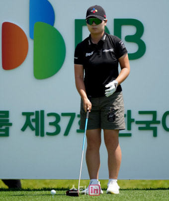 [포토]홍정민 '우승 경쟁 합류하자'
