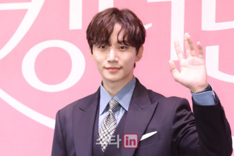 이준호, 차기작은 히어로물? 