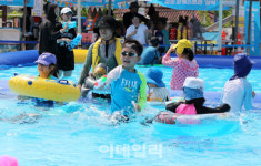 [포토]2023 성북문화바캉스 찾은 어린이들