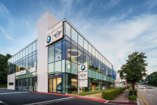 코오롱모터스, BMW·MINI 강릉 전시장 개장..강원 지역 최대 규모
