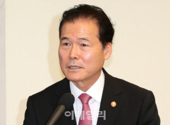 [포토]축사하는 김영호 통일부 장관