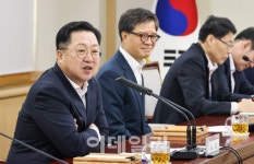 이장우 대전시장 “홍범도장군로(路) 아닌 현충원로가 맞다