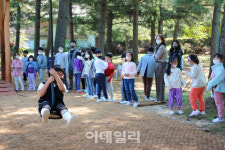 “학부모와 골프를”…전교생 2배 이상 늘어난 경북 당포초