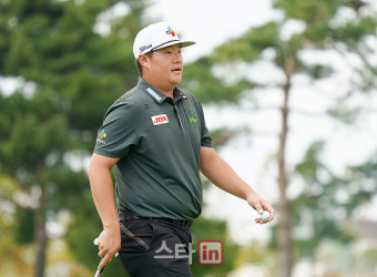 [포토] 임성재 '오늘 첫 버디 기록'