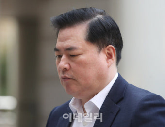 [포토] 공판 출석하는 유동규 전 성남도시개발공사 본부장
